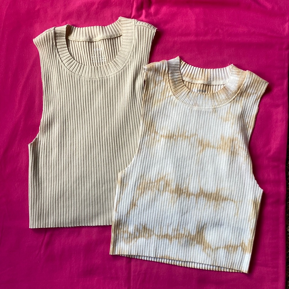 2 aerie high neck tank tops size XS